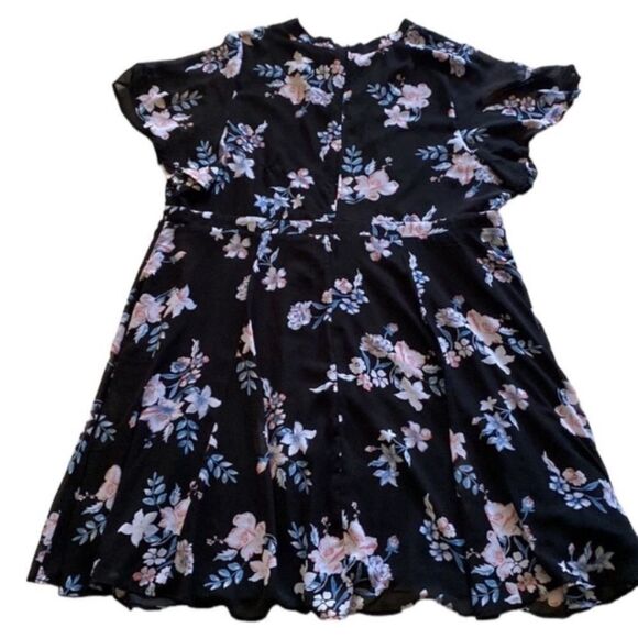 Torrid Plus Size 3X Black Floral Print Cocktail Party Career Summer Mini Dress - Picture 5 of 12